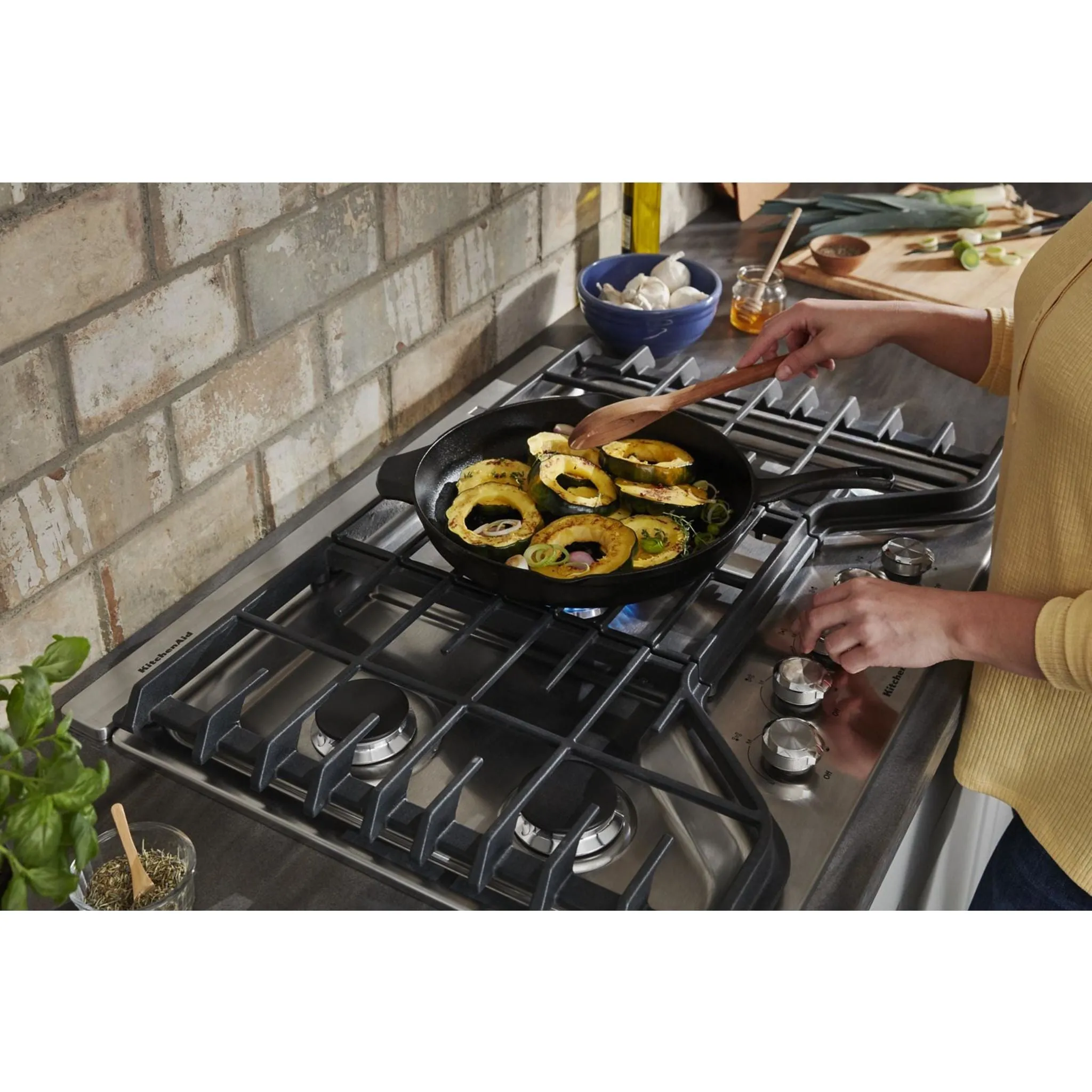 KitchenAid  30" 5-Burner Gas Cooktop (KCGS350ESS)