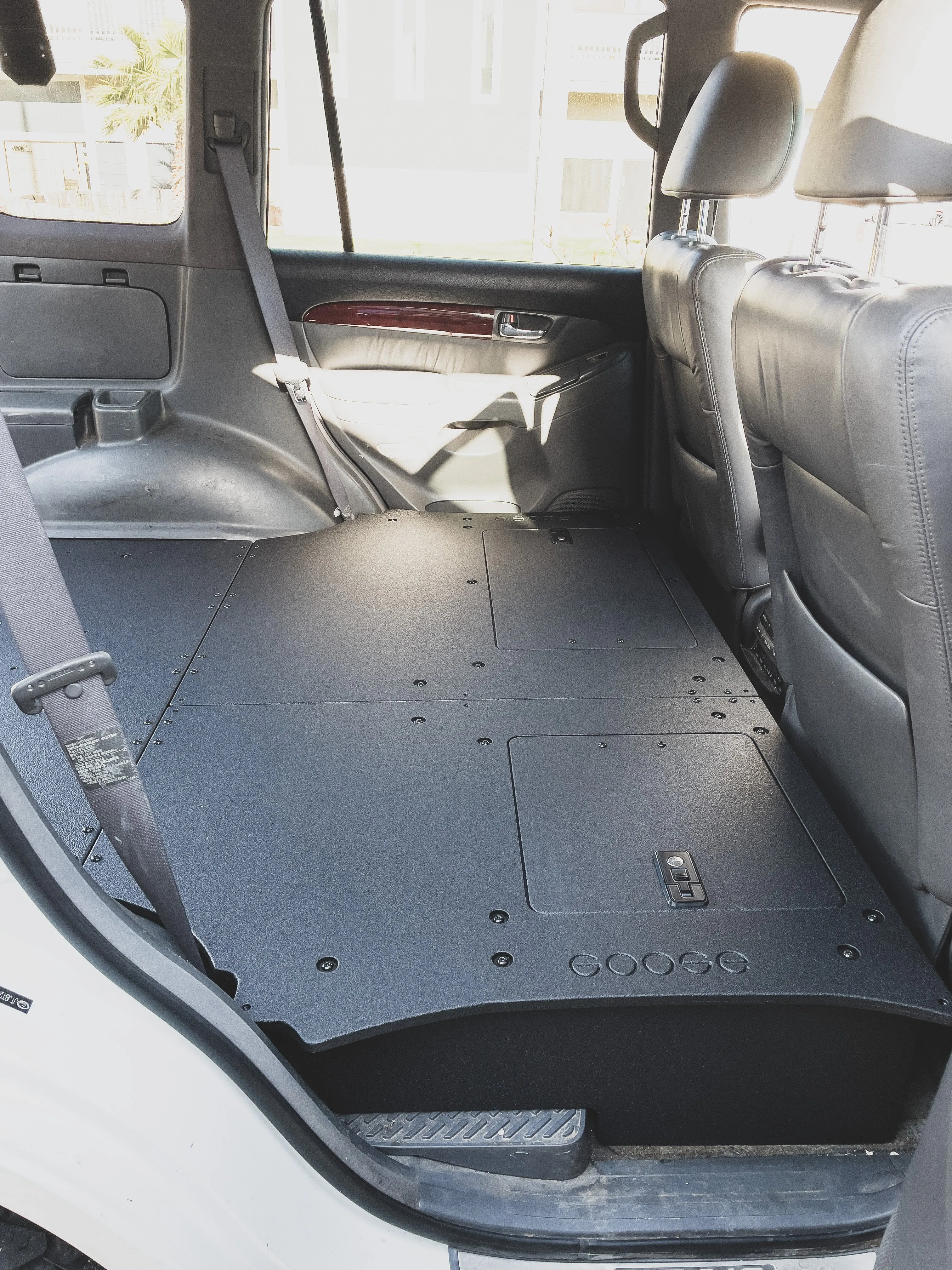 LEXUS GX470 2002-09 SECOND ROW SEAT DELETE PLATE SYSTEM