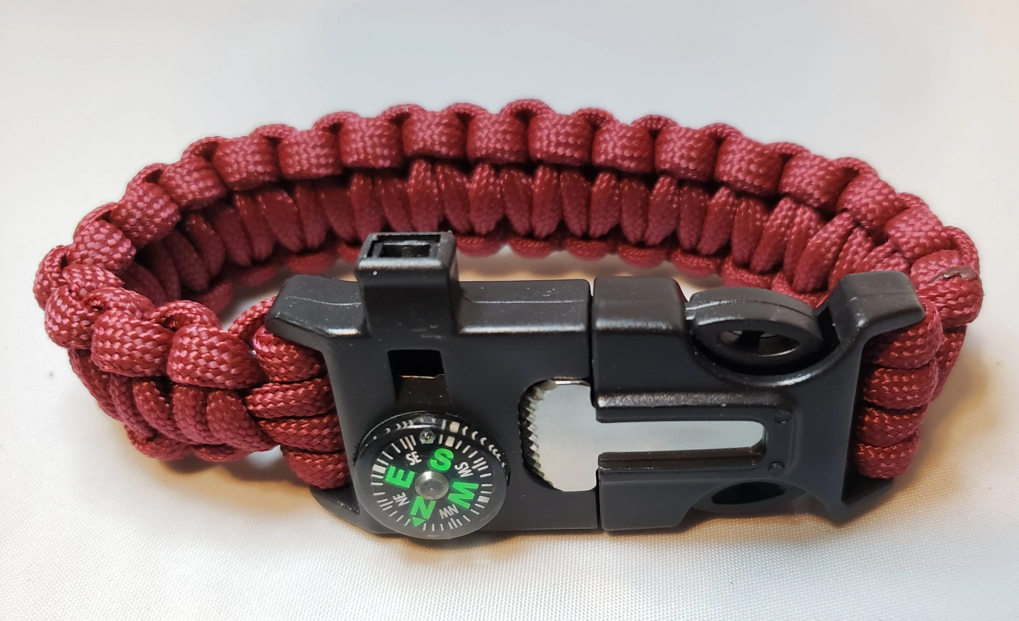 SURVIVAL BRACELET. 5 in 1 with Paracord, Compass, Fire Starter, Whistle & Scraper/Knife. 8.5" in various colors 