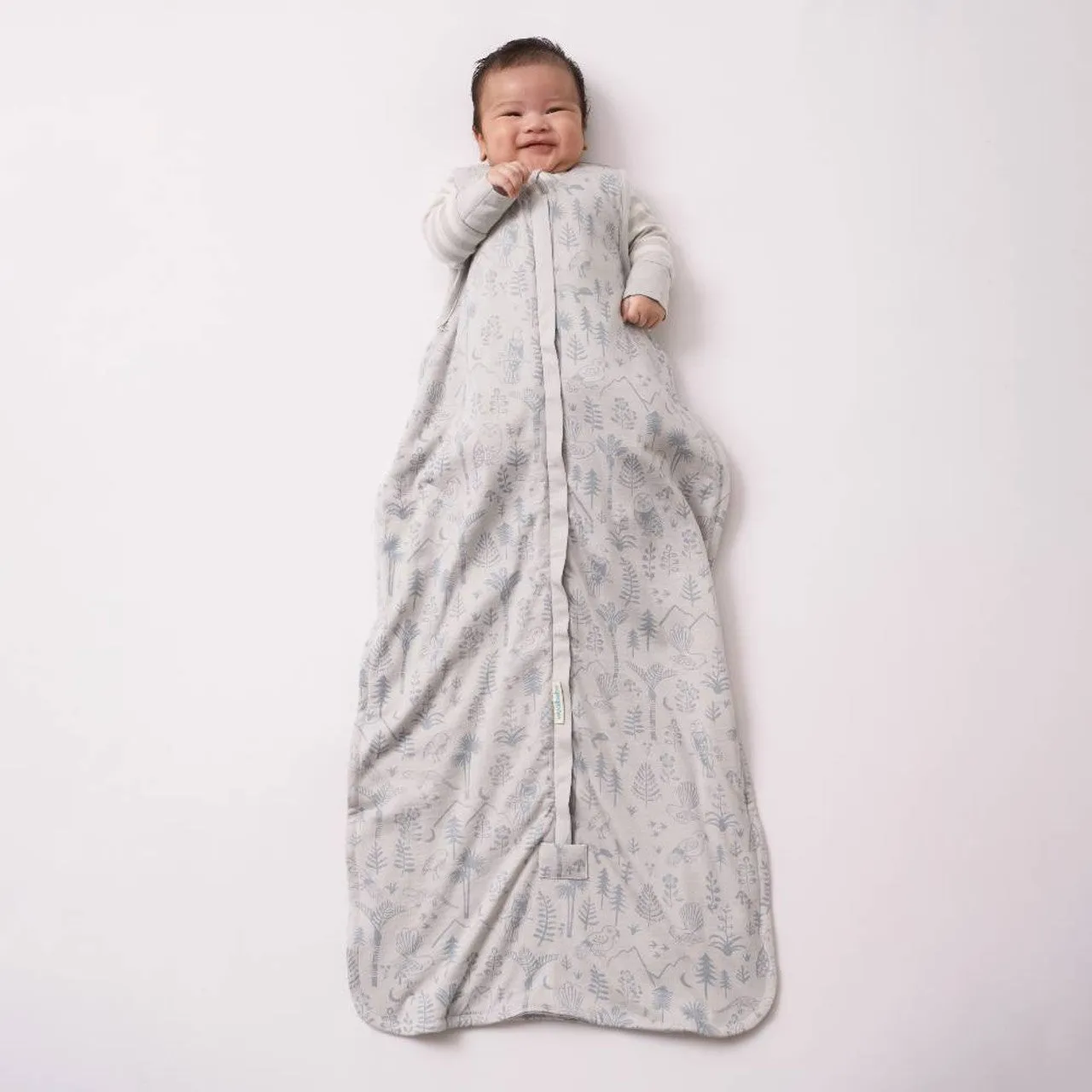 Woolbabe 3 Seasons Front Zip Sleeping Bag  | Pebble Wilderness